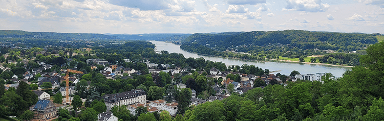 Blick auf Bad Honnef und den Rhein