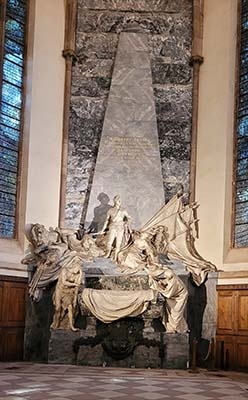 Grabmahl Thomaskirche Straßburg, Sarkophag des Marschalls Hermann Moritz von Sachsen